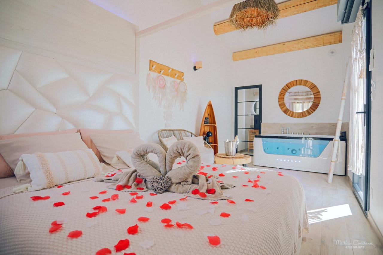 Villa Cocoon - Love Room Cocooning & 50 Nuances Cuges-les-Pins Εξωτερικό φωτογραφία